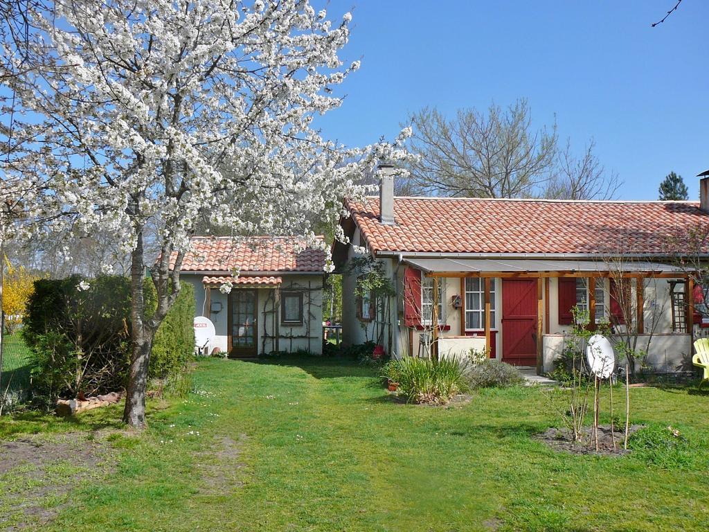 Guesthouse La Burle Parentis-en-Born Chambre photo